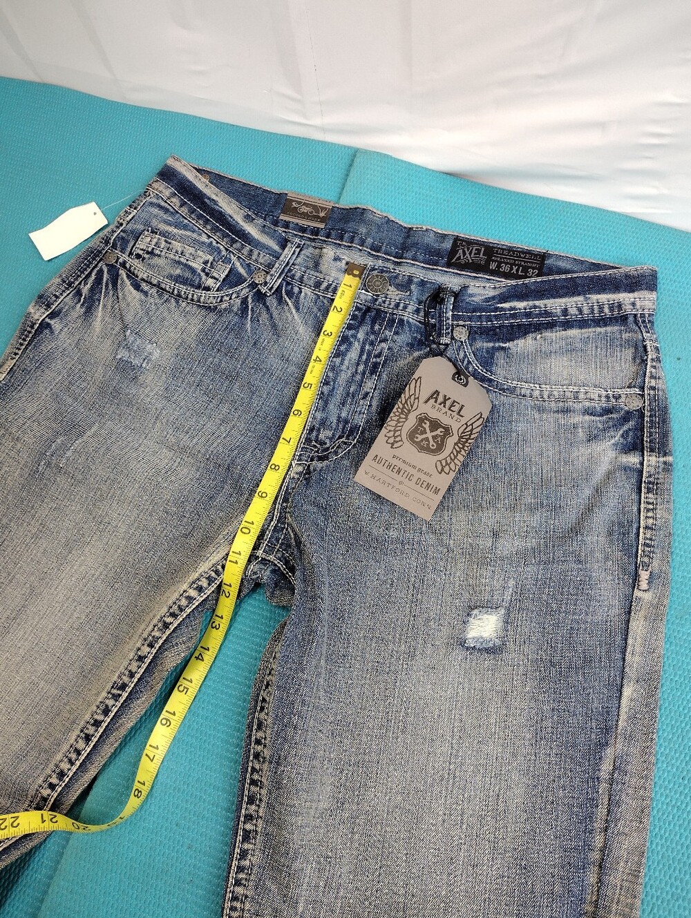 NWT AXEL Brand Men's Relaxed Straight Jeans Cotton Blue Distressed - Size 36x32 - Picture 6 of 11